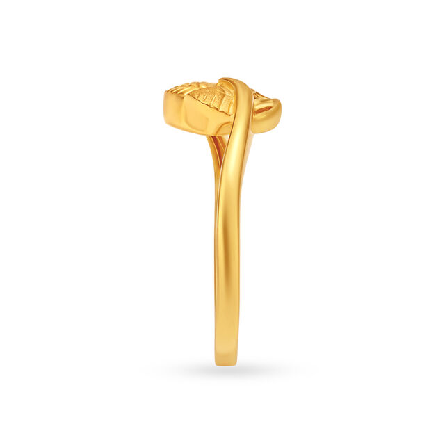 Elegant Leaf Motif Ring,,hi-res