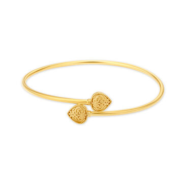Delicate Leaf Pattern Bangle
