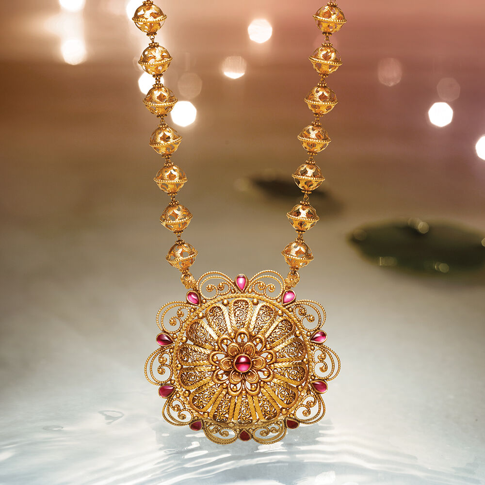 Ruby gold necklace tanishq clearance