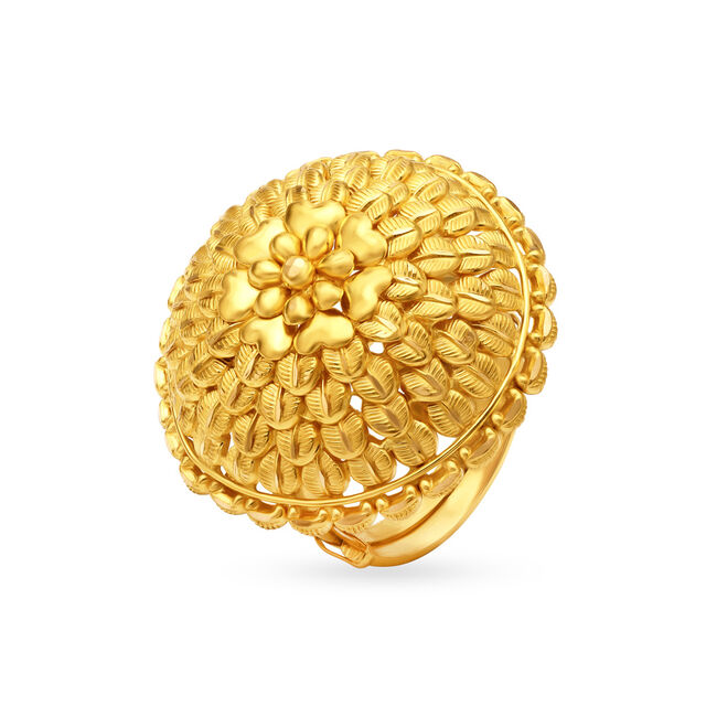 Regal Traditional Gold Ring 