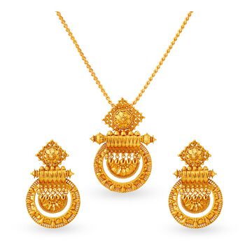Magnificent Antique Gold Pendant and Earrings Set