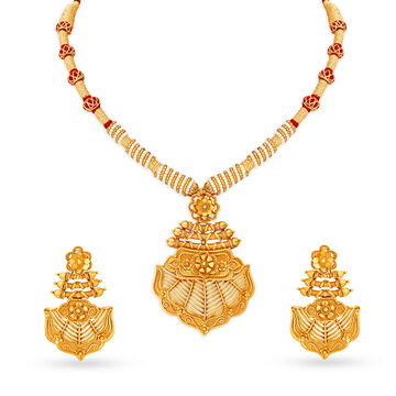 Stunning Pendant Set in antique gold finish
