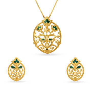 Carved Oval Shape Pendant and Earrings