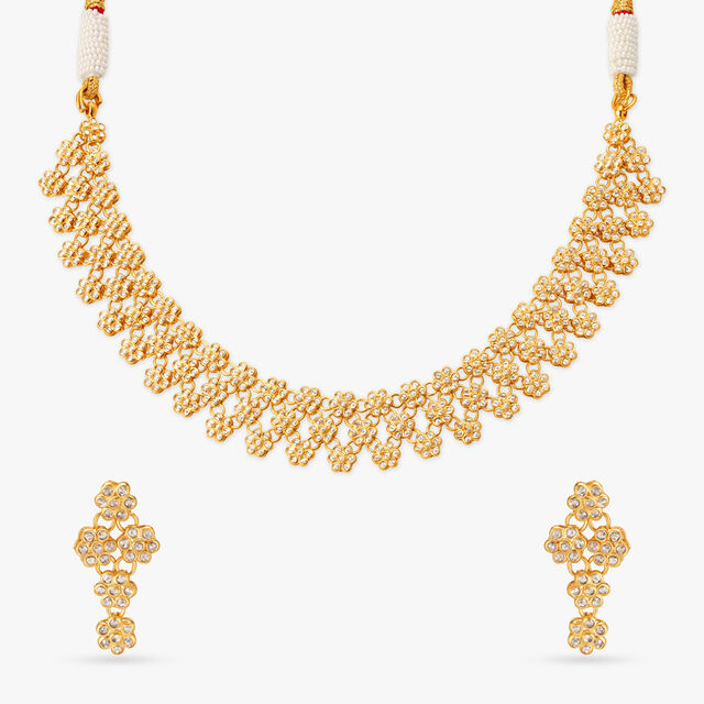 Captivating Floral Necklace Set 
