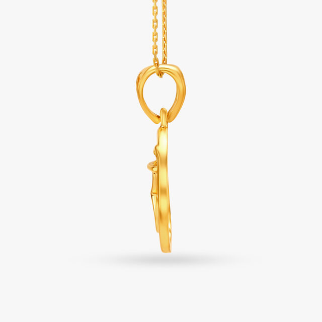 Classy Sharp Gold Pendant 2