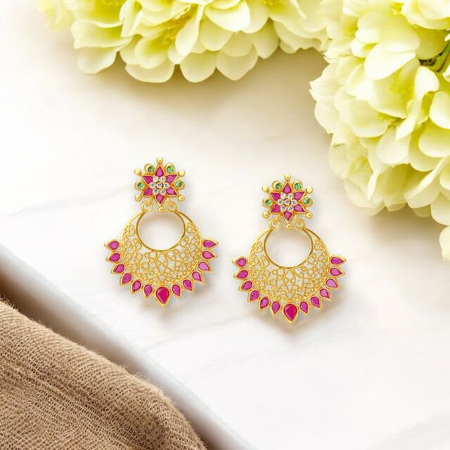 Modish Starry Gold Drop Earrings 