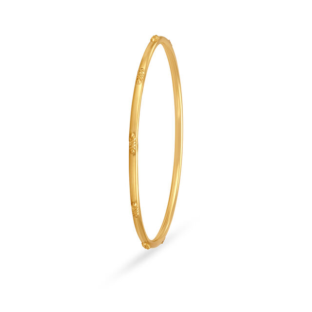 Delicate Graceful Pair of Bangles