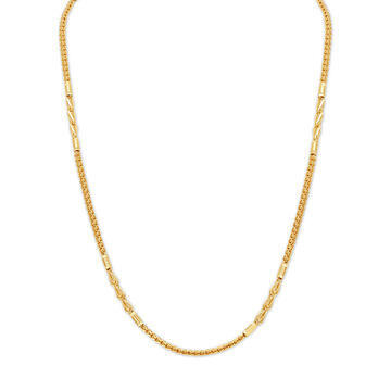 Traditional Gleaming Gold Chain