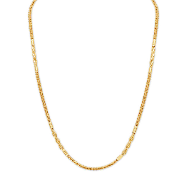 Traditional Gleaming Gold Chain 