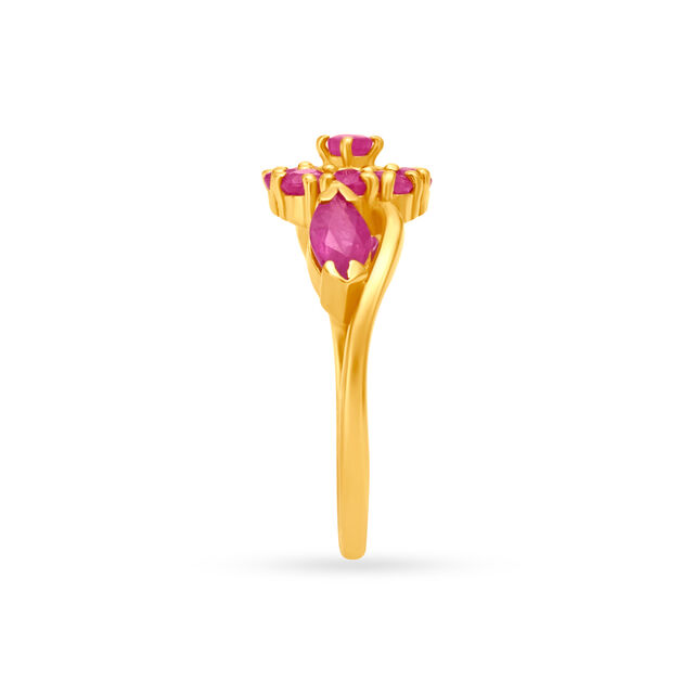 Striking Gold Ring Studded With Rubies