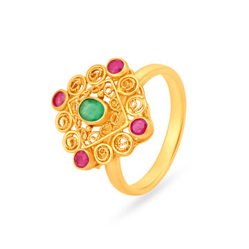 Exquisite Filigree Pattern Gold Ring