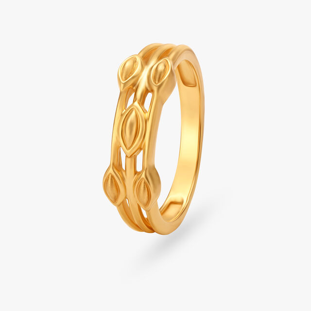 Enticing Poly row Ring 