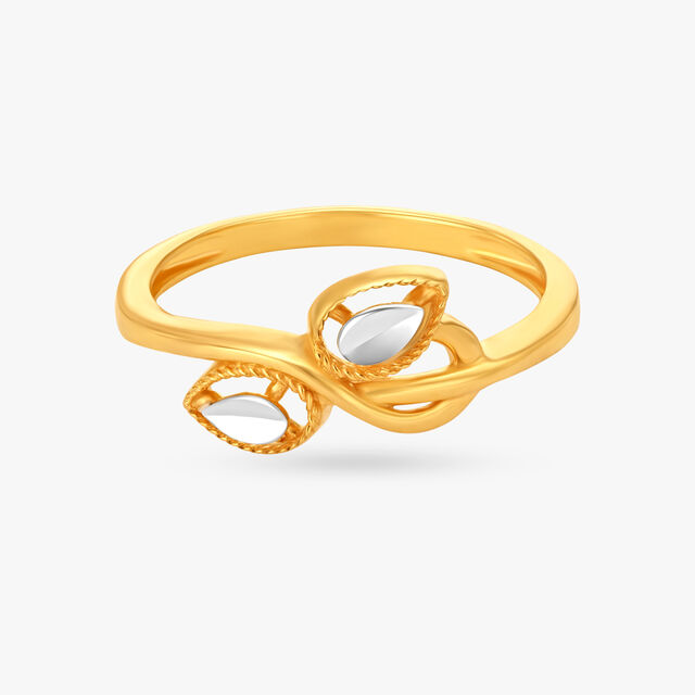 Brilliant Crossover Ring