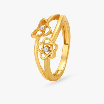 Graceful Floral Ring