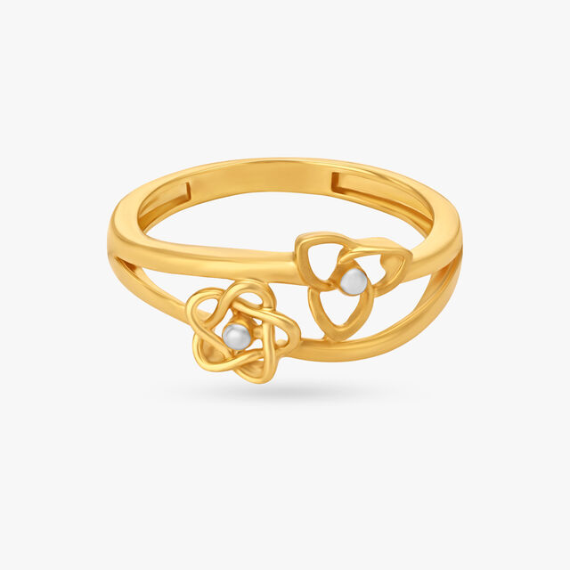 Graceful Floral Ring