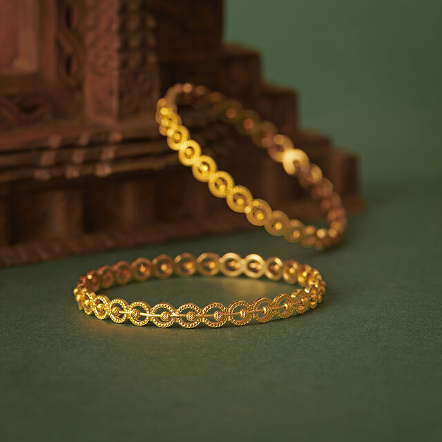 Artistic Charming Bangle,,hi-res