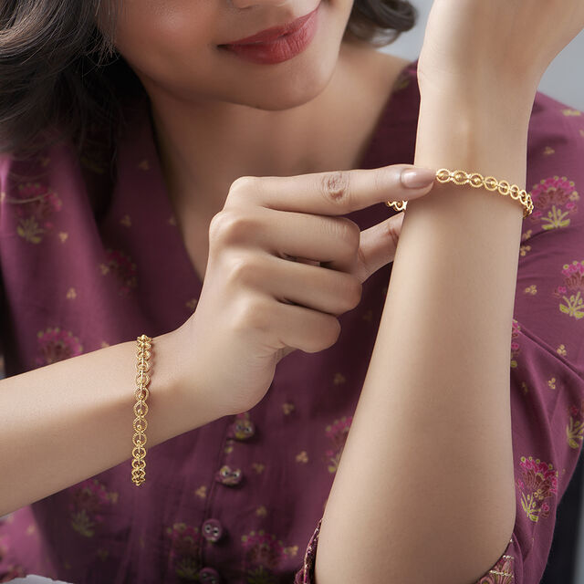 Artistic Charming Bangle,,hi-res