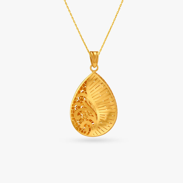 Delicate Radiant  Pendant and Earrings Set 4