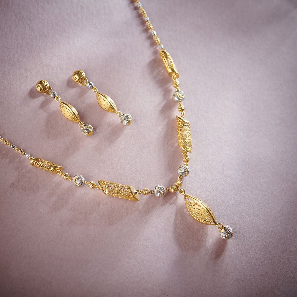 Buy Timeless Mesh Necklace Set at Best Price Tanishq US