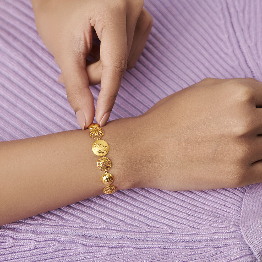 Buy Intricate Grace Bracelet at Best Price Tanishq UAE
