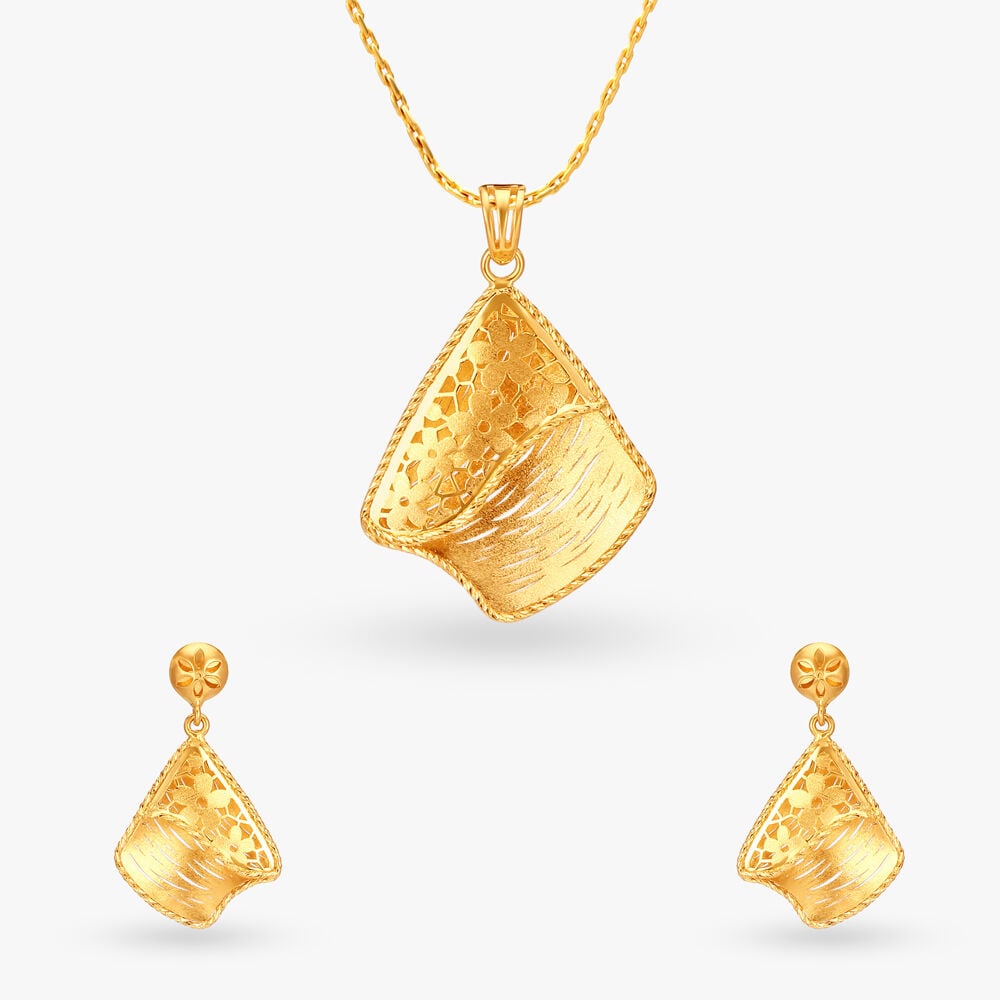 Buy Pendant Earrings Set Online at Best Price Tanishq USA