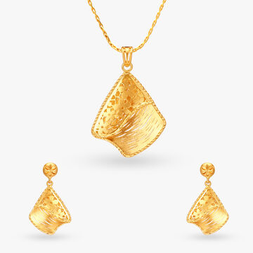 Geometric Gold Pendant Set
