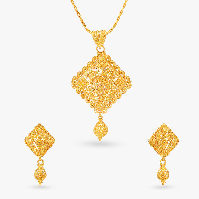 Opulent Gold Spiral Pendant Set 