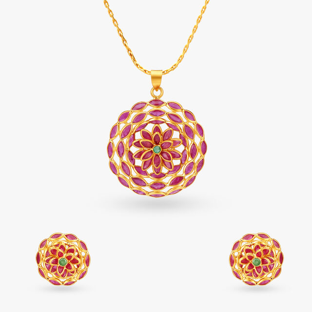 Floral Pendant and Earrings Set 