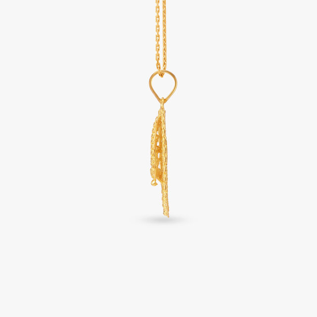 Intricate Meshwork Pendant 2