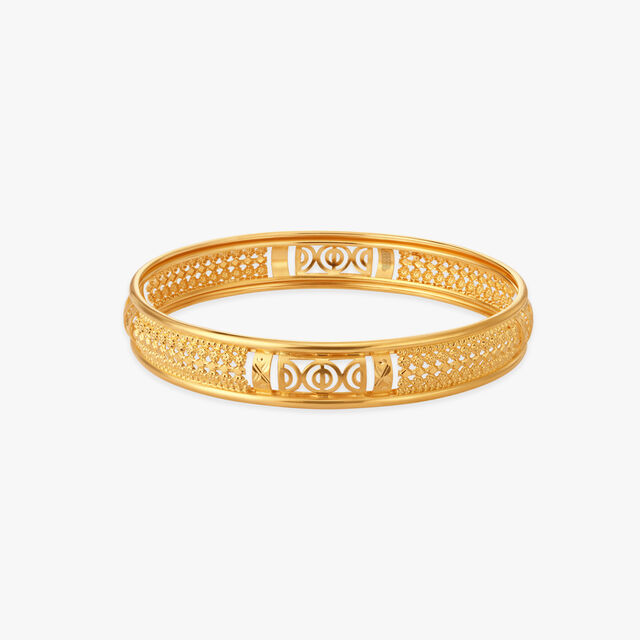 Filigree Elegance Gold Bangle