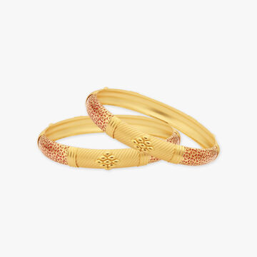 Vintage Artisan Gold Bangle