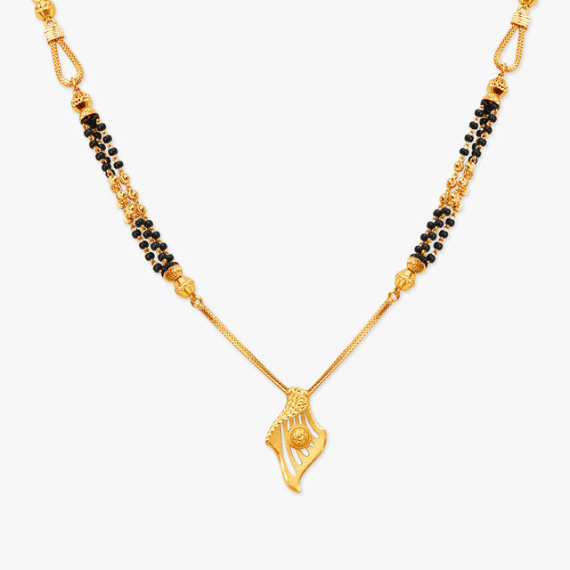 Elegant Filigree Gold Mangalsutra