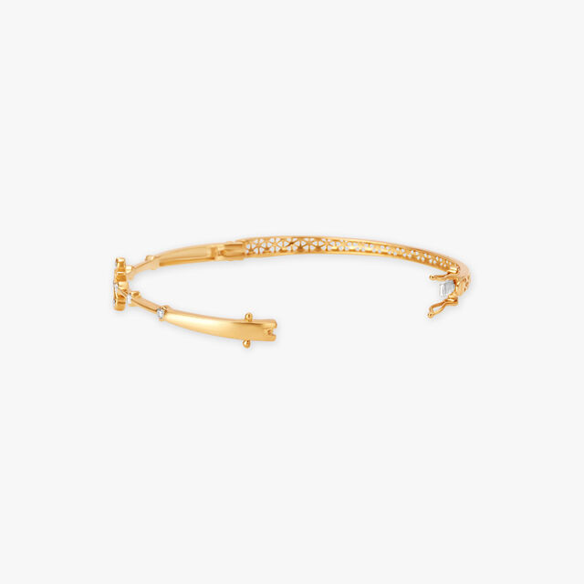 Gorgeous Diamond Bangle 2
