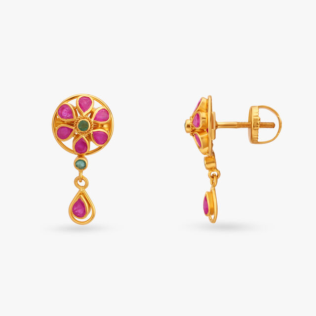 Majestic Gold Pendant with Chain and Earrings Set 5