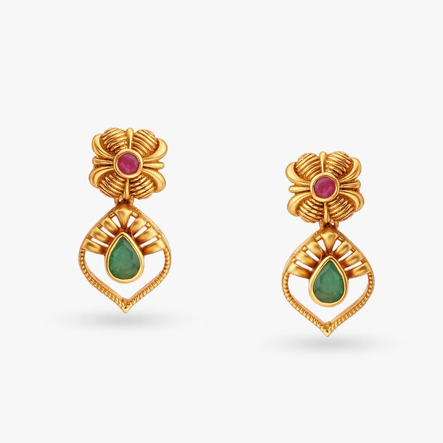Elegant Pendant and Earrings Set 4
