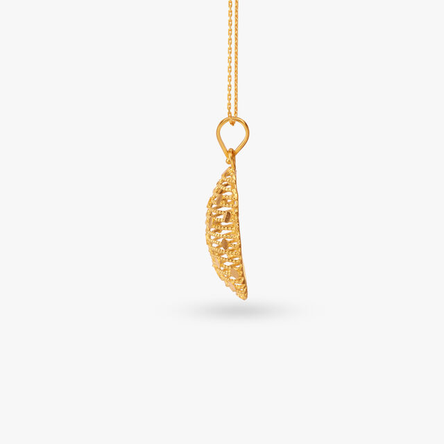 Dynamic Gold Pendant 2