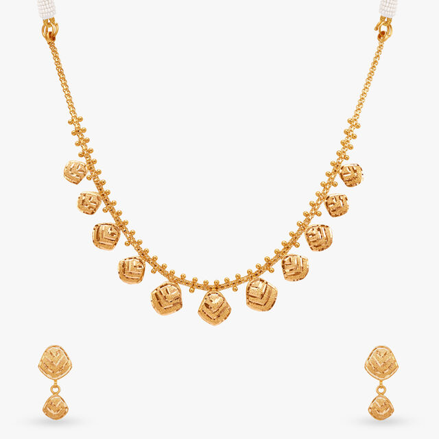 Classic Charm Gold Necklace Set 
