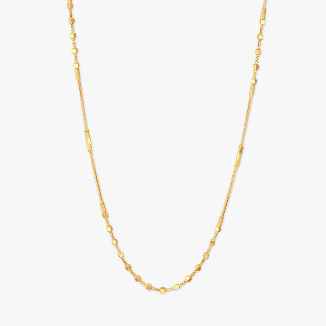 Chic Edge Gold Chain