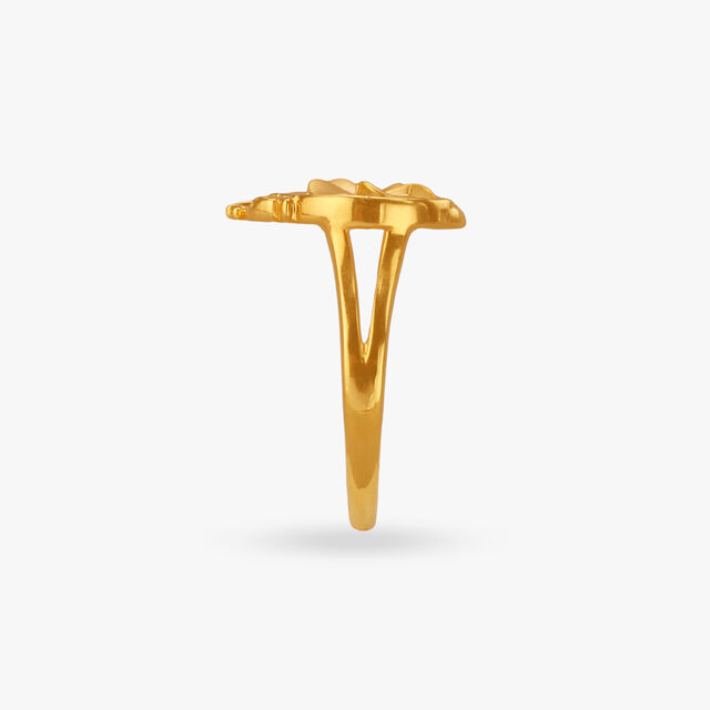 Tanishq 22KT Gold Finger Ring