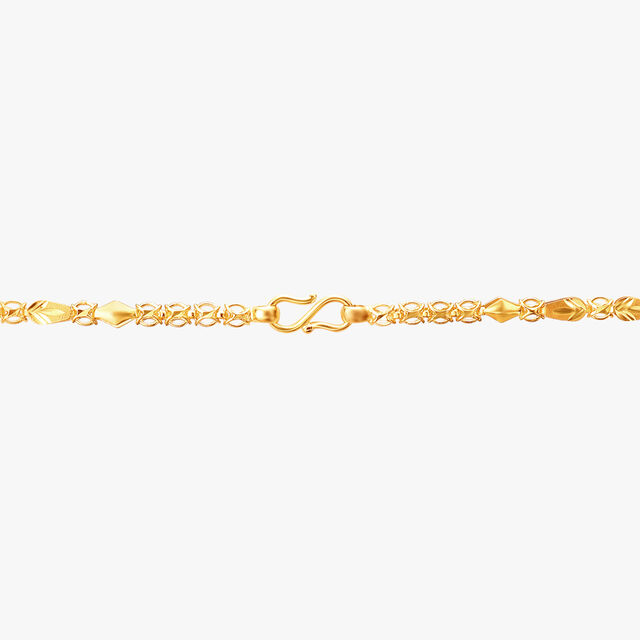 Sleek Elegance Gold Chain