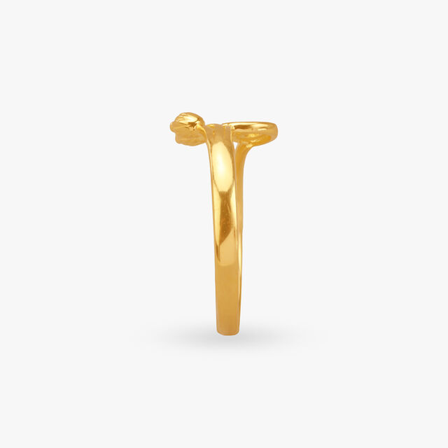 Tanishq 22KT Gold Finger Ring