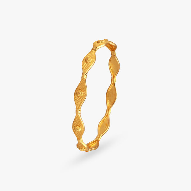 22KT Gold Bangle