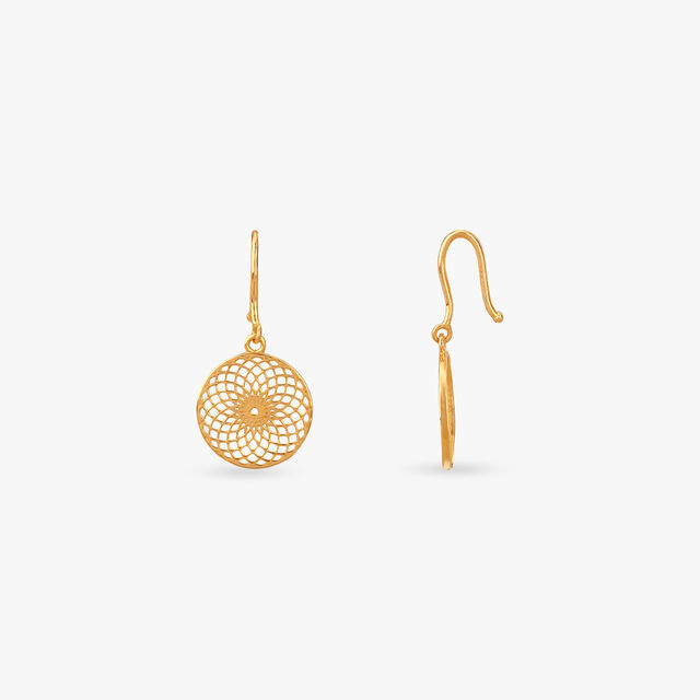 Radiant Web Gold Pendant with Chain and Earrings Set 4