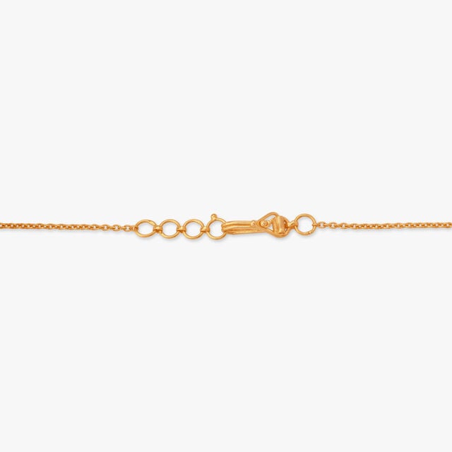 Floral Filigree Gold Pendant with Chain and Earrings Set