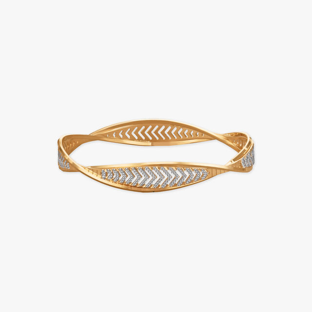 Twirl Essence Gold Bangle 