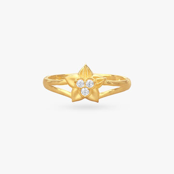Floral Charm Gold Finger Ring