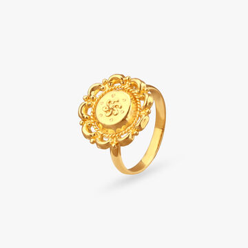 Swirl Medallion Gold Ring