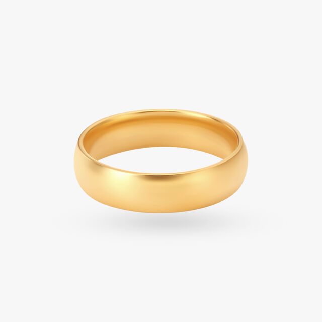 Elegantly Sleek Finger Ring