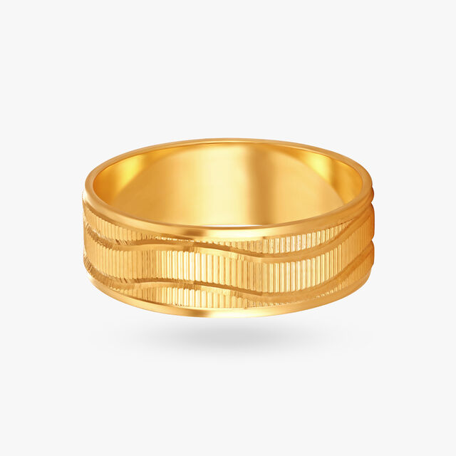 Grooved Men's Gold Finger Ring 4