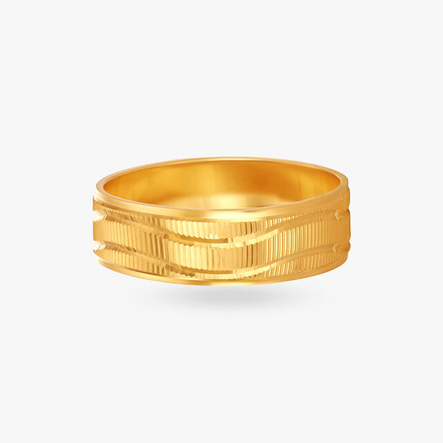 Grooved Men's Gold Finger Ring 7